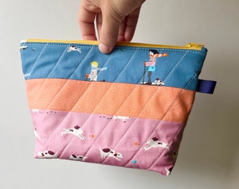 Colourful quilted zipper pouch different of each side