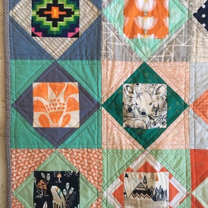 Eye spy quilt in green orange blue and grey baby or lap patchwork image 3