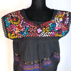 Dress, Traditional Mexican Embroidered dress, embroidered dress, black dress, vintage Mexican dress