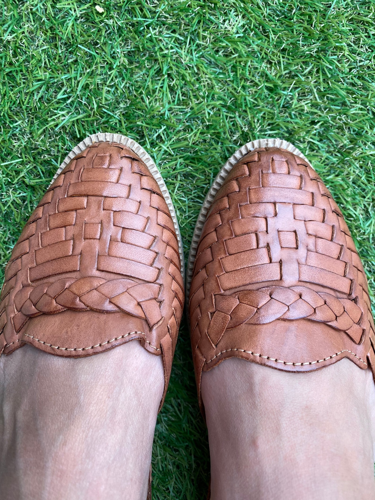 womens tan huaraches