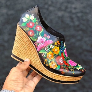 Hand painted wedges, leather pumps, Mexican Heels, Women shoes, pumps, Heels, wedges