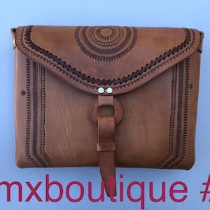 Leather hand tooled  bag, hand made mexican bag, Brown bag, Crossbody bag, handbag, flower hand tooled purse, crossbody bag, purse, leather