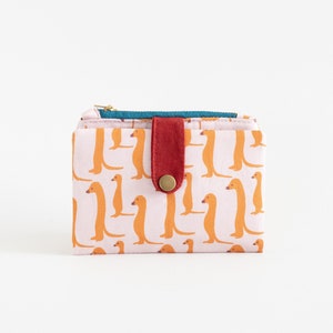 Cartera de suricata para mujer, linda cartera rosa pálido, cartera única kawaii, cartera plegable de tela, cartera vegana con animales del zoológico.