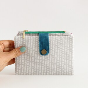 Simple wallet women, zipper wallet for woman, minimalist wallet woman, small wallet vegan, card wallet coin purse
