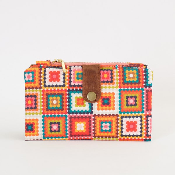 Granny Chic Wallet woman: Colorful Cotton long wallet zippered
