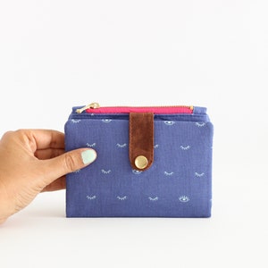 Billetera ojo mujer, billetera color del año 2022, billetera muy peri mujer, billetera bifold mujer, billetera minimalista vegana