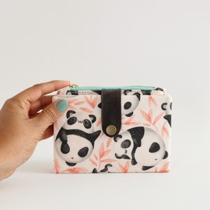 Cartera pequeña de panda, regalo para amantes de los pandas, linda cartera de viaje, cartera de viaje única, lindo panda kawaii, cartera para niñas hecha a mano