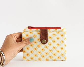 Daisy wallet for women, spring wallet Bifold, vegan wallet for woman, zipper wallet purse, small wallet women, teal wallet pouch zip