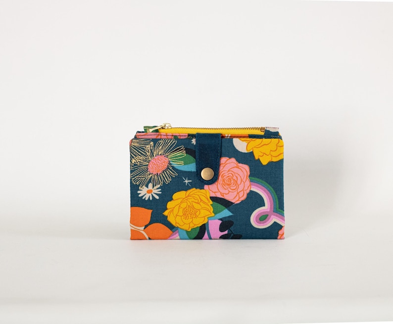 Carteira Flower Power para mulheres, carteira de praia dobrável para mulheres, presente exclusivo para namorada, carteira pequena com zíper imagem 2