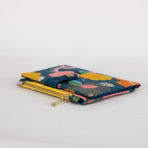 Carteira Flower Power para mulheres, carteira de praia dobrável para mulheres, presente exclusivo para namorada, carteira pequena com zíper imagem 4