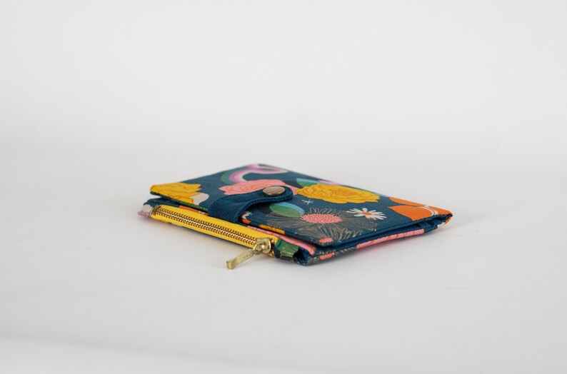 Carteira Flower Power para mulheres, carteira de praia dobrável para mulheres, presente exclusivo para namorada, carteira pequena com zíper imagem 4
