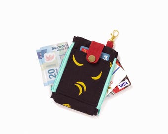 Banana Print Wallet Keychain: Mini Zipper ID slot pouch