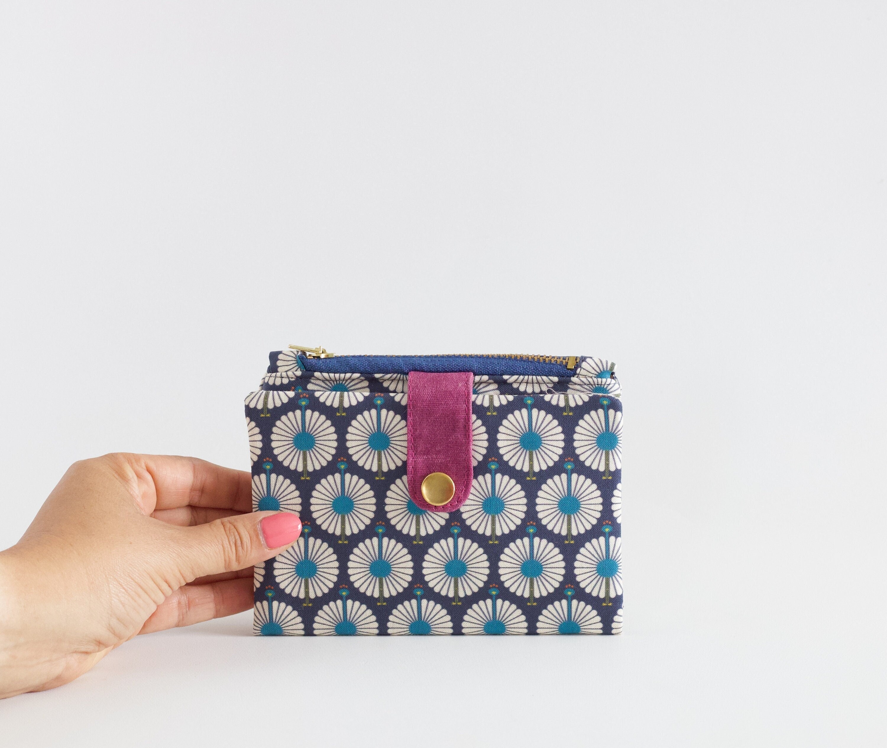 Daisy plumed strutters wallet for women, mid century wallet fabric, Art Deco turkey wallet bifold