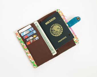 The lucky clover wallet travel, colorful travel wallet for women, passport holder women, passport sleeve with coin pouch