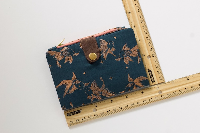 Cartera Gold Fish para mujer, cartera tarjeta de crédito mujer, cartera bifold de viaje, cartera de viaje vegana image 5