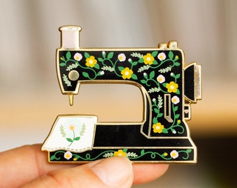 Sewing Machine Interactive Sliding Needle Enamel Pin, Sewing Pin Badge, Seamstress Pin, Sewing Gift Lapel Pin, Aesthetic Enamel Pin, Thread