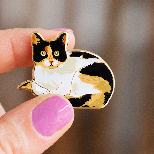 RETIRING Calico Cat Enamel Pin, Lapel Pin, Cat Pin, Animal Pin, Cat Lover Gift, Animal Lover Gift, Cat Jewelry, Cute Cat Pins, Aesthetic Pet