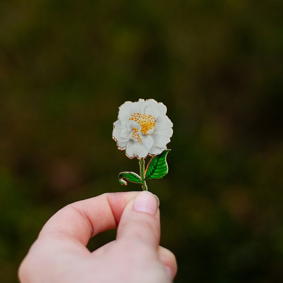 lily　カメリアピン2点 il_1080xN.6018194603_ti2q.jpg