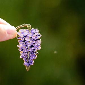Wisteria Floral Enamel Pin, Purple Flower Accessory, Nature Lover Jewelry Gifts, Botanical Lapel Brooch, Gift for Gardeners, Backpack Pins