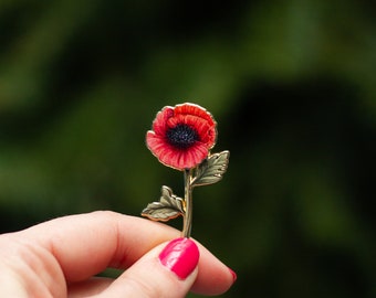 Red Poppy v2 Floral Enamel Pin, Vibrant Floral Badge, Botanical Brooch, Nature-Inspired Accessory, Garden Gift, Remembrance Flower Pin