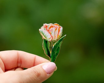 Parrot Tulip Floral Enamel Pin, Flower Lapel Pin, Botanical Brooch, Nature Lover Gift, Garden Accessory, Plant Enthusiast, Tulip Jewelry