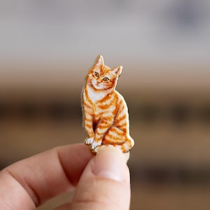 Orange Cat v2 Enamel Pin, Ginger Feline Pins, Animal Badge, Kitty Brooch, Gift for Cat Moms, Jewelry Gifts, Cute Animals, Unique Accessory