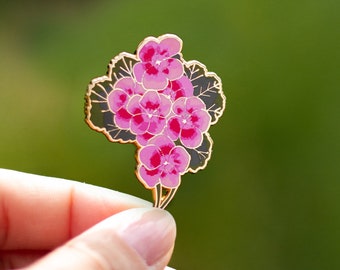 RETIRING Geranium Floral Enamel Pin, Pink Flowers Gift, Flower Lover Pin, Floral Badge, Brooch Pin, Botanical Accessory, Plant Backpack Pin