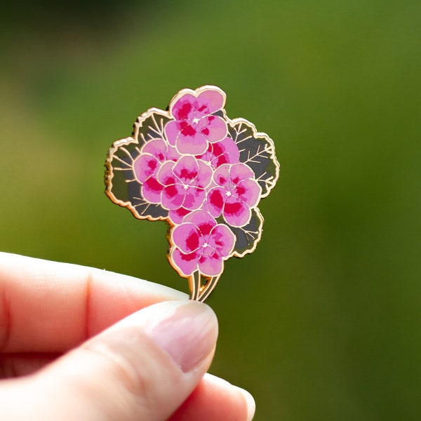 RETIRING Geranium Floral Enamel Pin, Pink Flowers Gift, Flower Lover Pin, Floral Badge, Brooch Pin, Botanical Accessory, Plant Backpack Pin