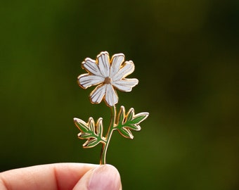 White Cosmos Floral Enamel Pin, October Birth Month Flower, White Cosmos Badge, White Cosmos Brooch Pin, Botanical Accessory, Botanical Art