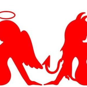 Peut inclure: Silhouette rouge d'un ange et d'un démon, tous deux assis les jambes croisées. L'ange a une auréole et des ailes, tandis que le démon a des cornes et une queue. Le démon tient un trident.