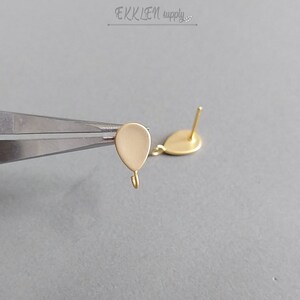 2 PCS - 13 x 7 mm Matte Gold Plated Brass, Teardrop earring post with loop, Earring stud, Unique earring,charm connector pendnat [EM0164-MG]