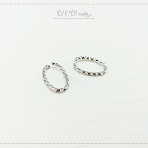 2 PCS - 16 x 10 mm silver plated brass, Elegant Twisted Oval Open - Ring supply for necklace pendant bracelet earring charm [ EBF0016-S ]