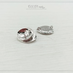 2 PCS -  15 x 13 mm silver plated, Delicate Brush Textured Two Lotus Leaves connector, charm supply, making jewelry [ EM0125 - S ]