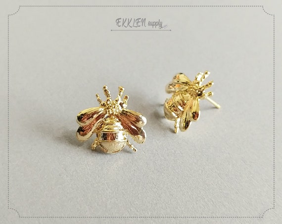 2 PCS 16 mm Gold plated honey bee Earring Post Earring | Etsy