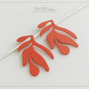 2 PCS (1 PAIR) -  Rust, 36x25mm Rubber Coated Leaves Pendant, leaf charm, leaf conncetor making jewelry charm pendant [ EM0244 ]