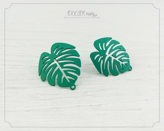 2 PCS 27 x 24 mm Emerald Green matte rubber coated Monstera | Etsy