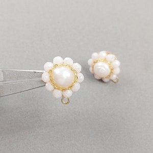 2 PCS - (Genuine Pearl) 14mm Crystal Beads Stud with loop, flower glass earrings [ EH0097 ]