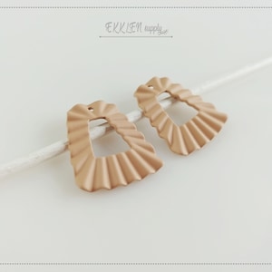 2 PCS - Beige, 21mm Rubber Coated Square chandelier pendant bell connector, charm supply for girl earrings, charm [ EM0051-BE ]