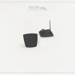 2 PCS - Black, 11mm matte Rubber Coated, Square Hammered post earring, Square earring, making jewelry, earring stud connector, ER0035