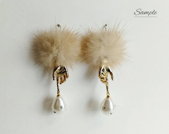 2 pcs (pair) - 26 x 11.5 mm Raw brass, Geometric Hand pendant, Finger Connector, supply for making jewelry, earring part, charm [ EM0296 ]