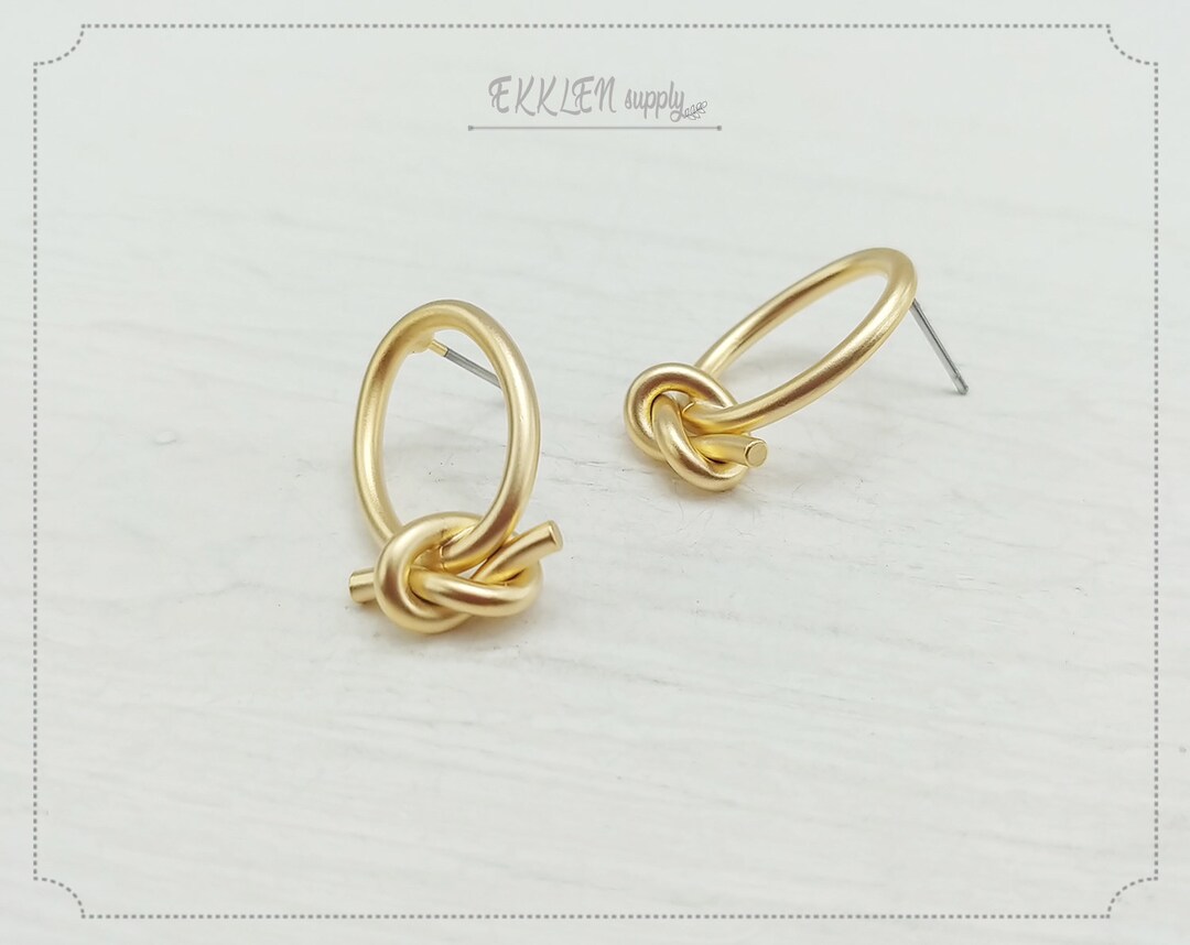 2 PCS - 23 X 14 Mm Matte Gold Plated Brass, Oval Ring With Tie Knot ...