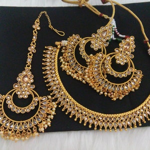 Indian Jewelry Set Bollywood Necklace Earring Tikka Set Ethnic Gold Plated Indian Wedding Jewelry Party Wear Necklace Set
