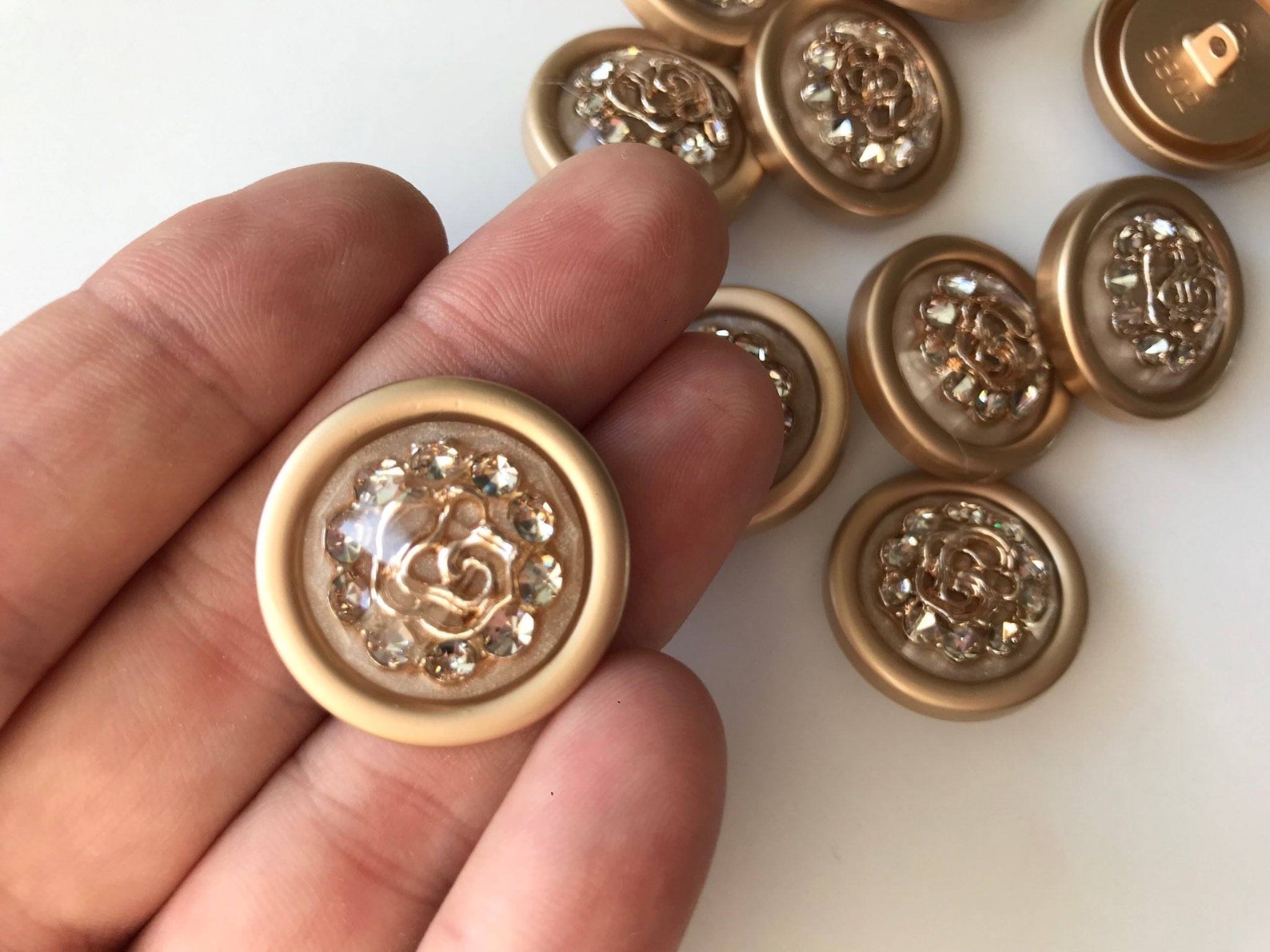 Plastic button/ gold rose buttons /stem button rose/plastic Etsy