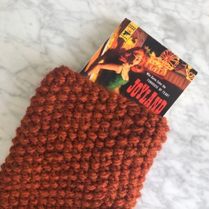 Fall Red Knit Book Sleeve | Paperback, Hardcover, iPad, Kindle Paperwhite Case, book sleeve, book lover gift, knitted, handmade gift