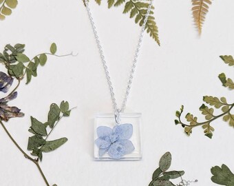 Medallion with hydrangea. Blue pressed hydrangea flower necklace Hydrangea Pendant in resin