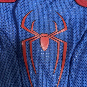 Disfraz de Spiderman de la marca Brand New Day, disfraz mejorado de Tom Holland, traje de Spiderman para cosplay, regalo personalizado hecho a mano, accesorio de película para usar imagen 9