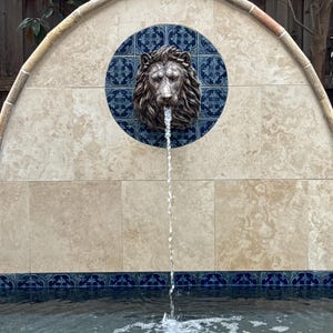 Lion Head Sculpture| Cast Stone Water Feature| Lion Fountain Face Pool Element Patina bronze look - Large Size 16H x 14w x 8P 画像 2