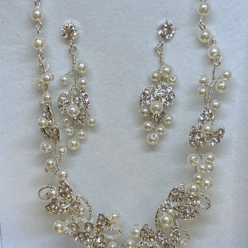 Vintage Pearl Necklace Set, Pearl Necklace & Earrings, Available In Silver, Bridal Accessories, Bridal Jewellery, Bridal Jewellery Set main image 6
