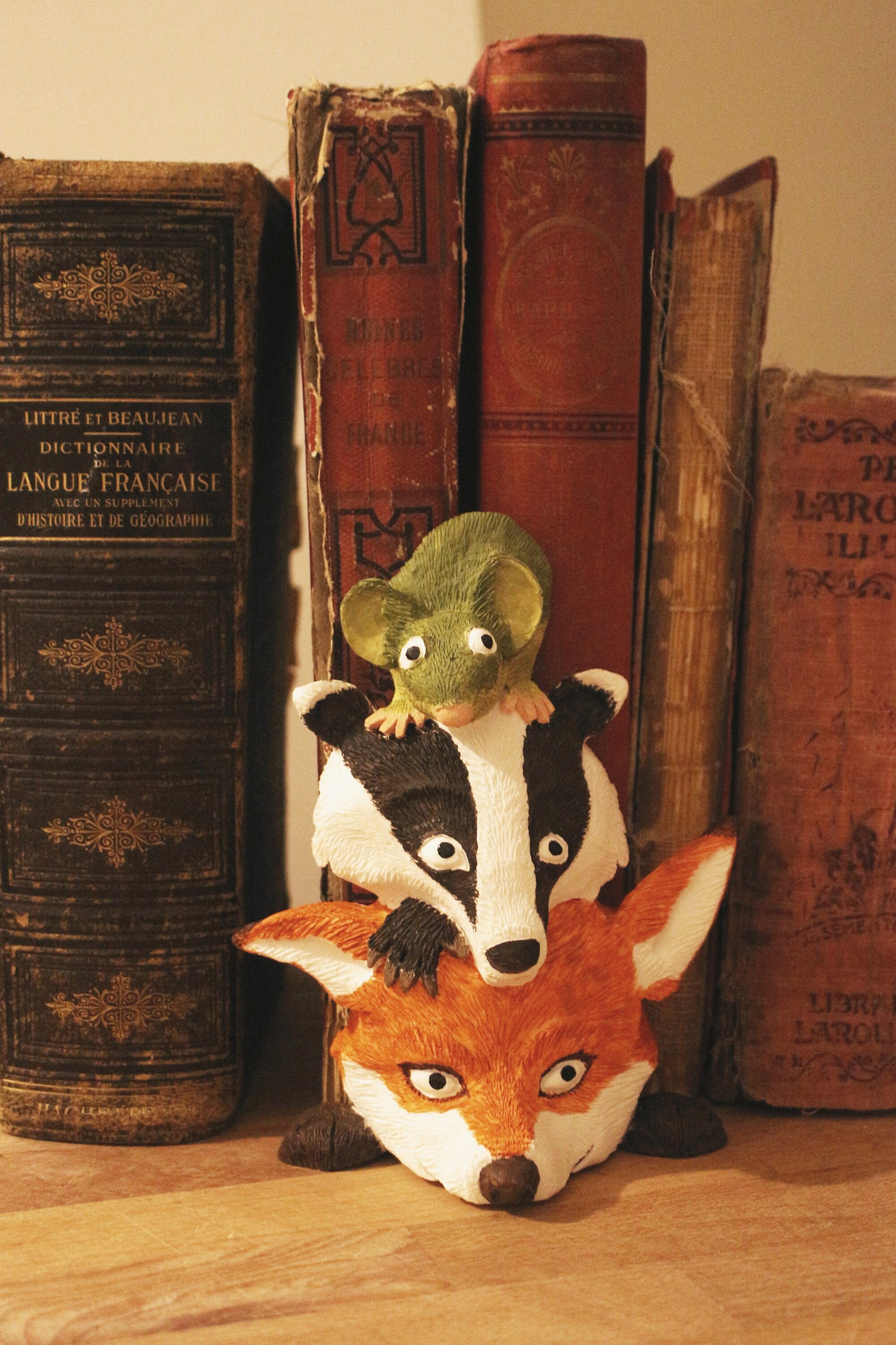 Trois Têtes Animaux - Renard, Blaireau, Souris Sculpture Pour Décoration Mural ou Bibliothèque Par P