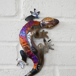 Recycled metal Lizard wall hanging decoration Approx. 32cm x 14 cm